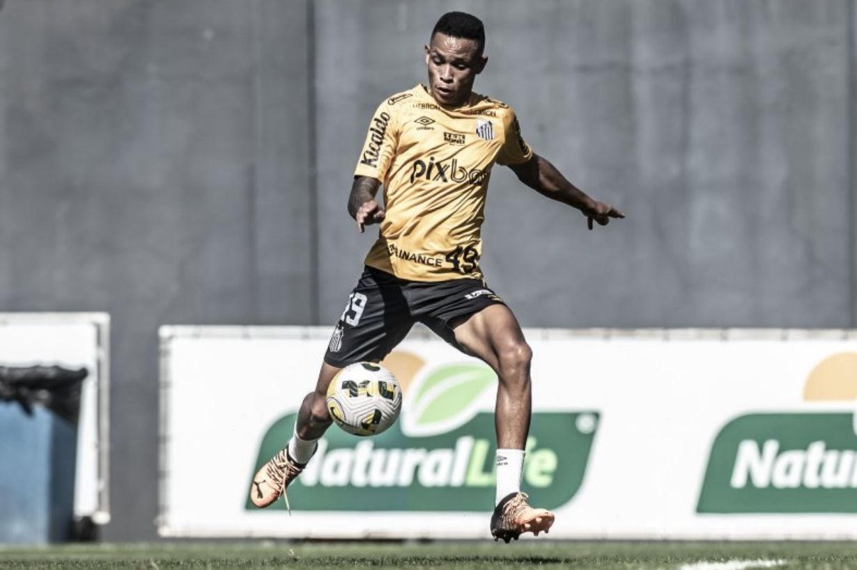 Poli Iași i-a găsit înlocuitor lui Luis Phelipe, transferat la FCSB! Moldovenii au adus un brazilian format de Santos, dar și un fundaș nord-macedonean