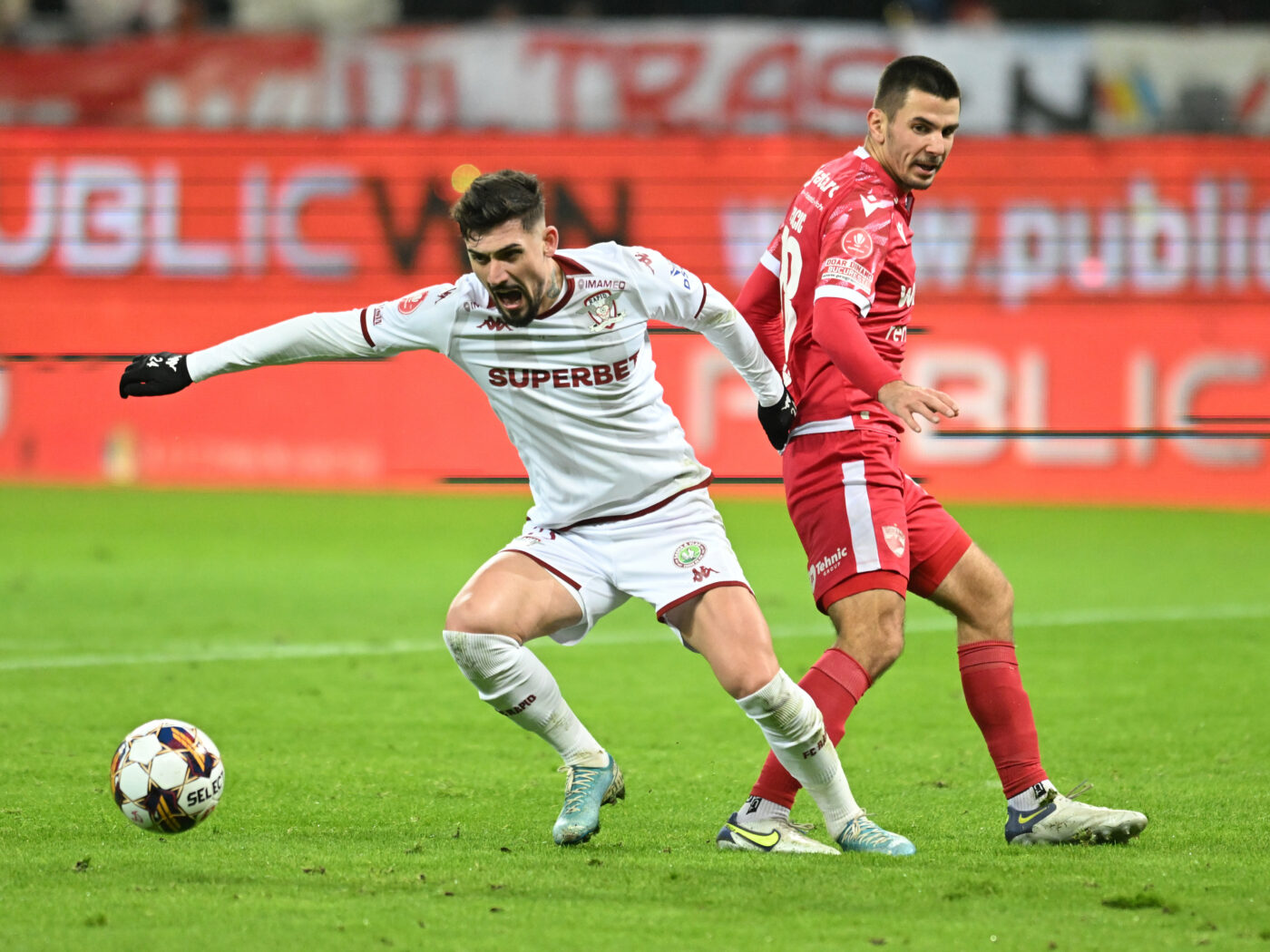 Conflict între fotbaliștii rapidiști din cauza lui Dinamo, după victoria cu rivala: „Este o echipă mică și nu știm să jucăm cu echipele mici” versus „Pentru mine va fi mereu o echipă mare, indiferent de locul în clasament”