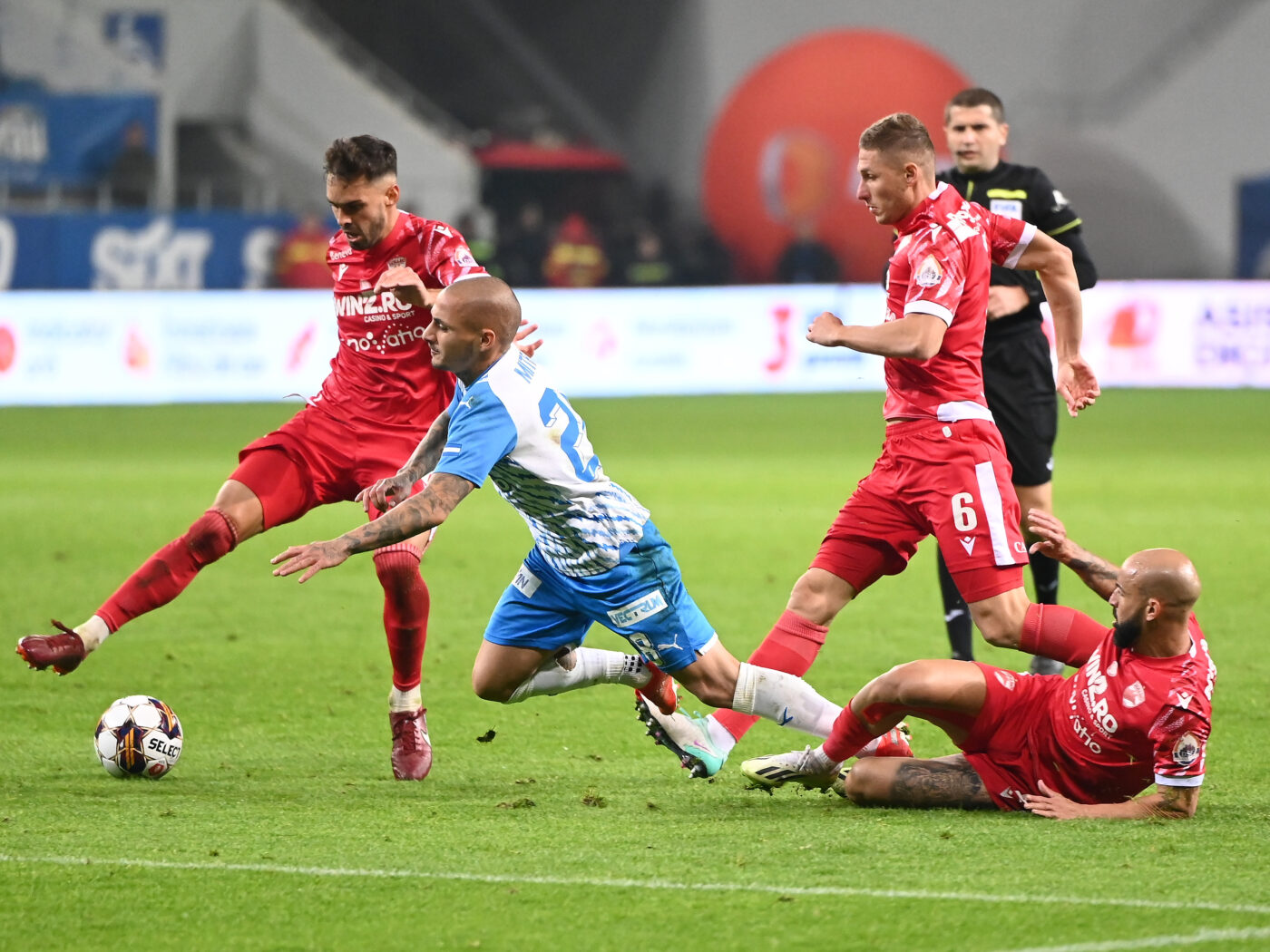 Dinamo l-a dat afară. Ce fotbalist străin a fost scos imediat de pe lista LPF de antrenorul Kopic