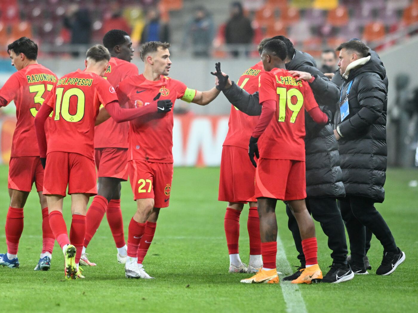 FCSB – UTA 4-0, în etapa 22 din Superliga. Roș-albaștrii, la cel mai concludent succes al sezonului!