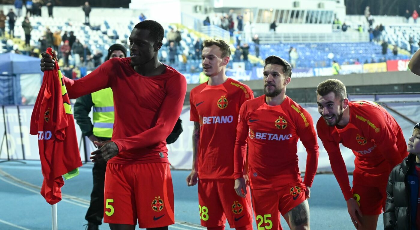 FCSB cenzurează angajații şi fotbaliştii? Fostul antrenor principal dezvăluie de ce la clubul lui Gigi Becali e un pericol să vorbeşti liber
