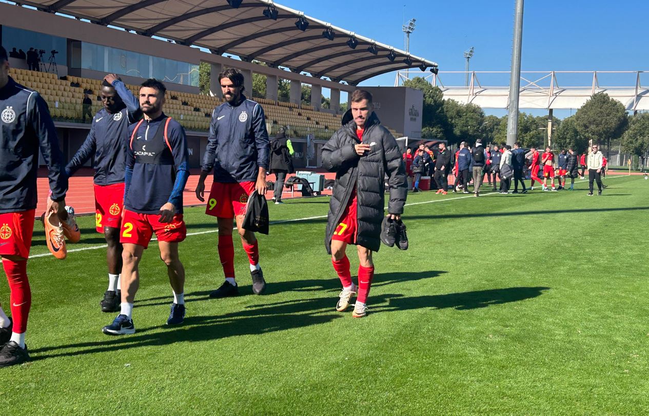 FCSB, lovită crunt de blestemul accidentărilor! Darius Olaru și Luis Phelipe au ieșit din amicalul cu Lask cu probleme medicale