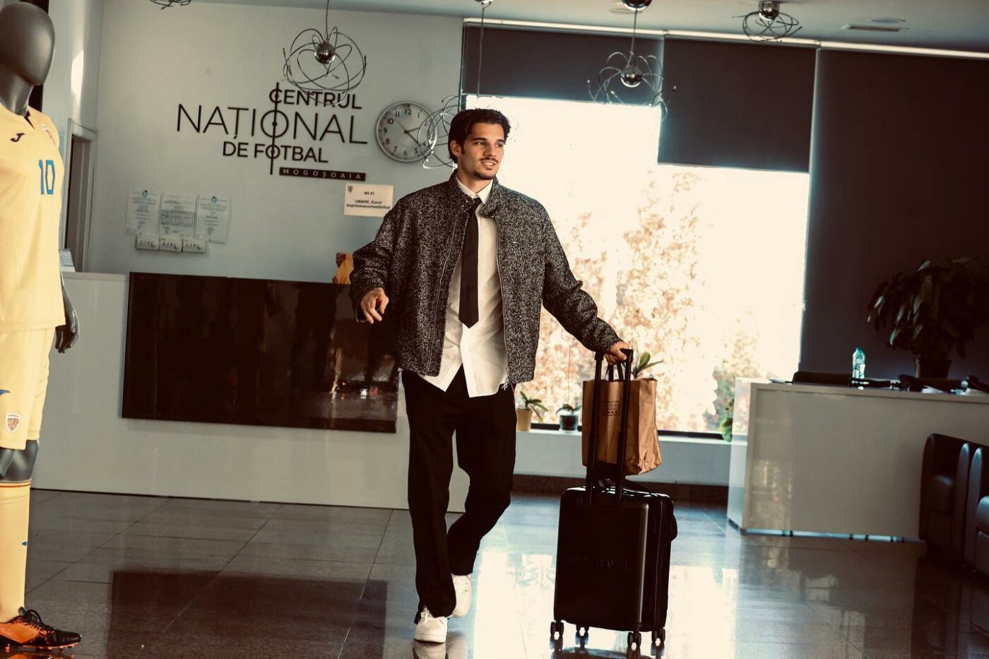 Ianis Hagi și-a decis și el viitorul, după ce Radu Drăgușin a semnat cu Tottenham! Unde va juca fiul lui Gică Hagi în lunile rămase până la EURO 2024
