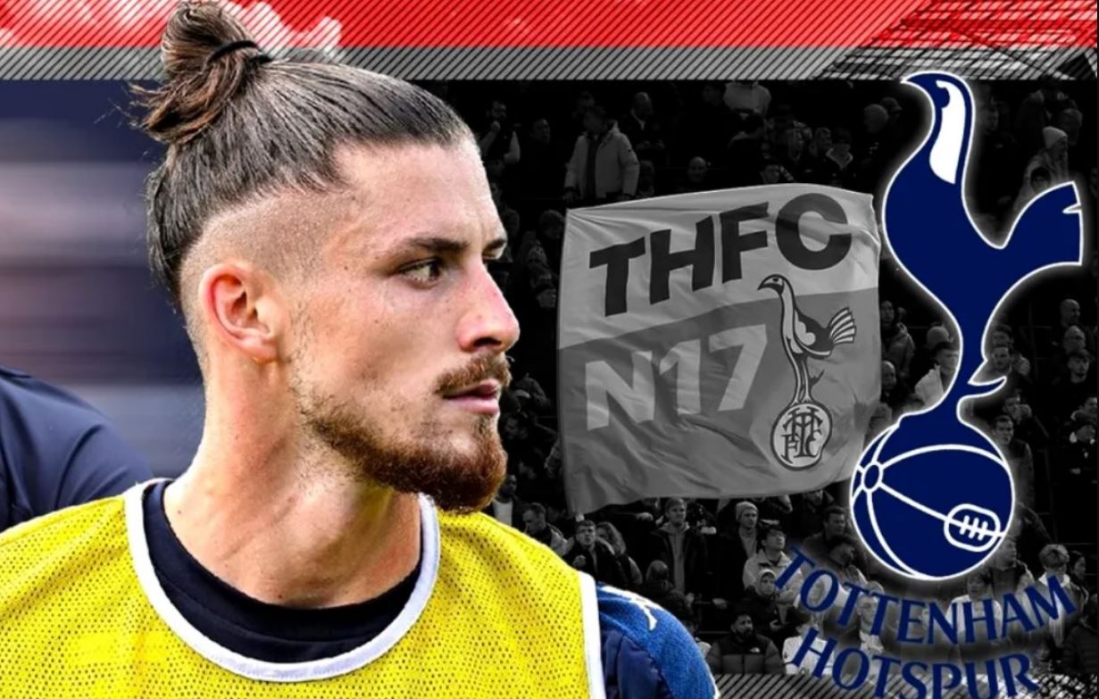 În pragul transferului la Tottenham, Radu Drăgușin a fost analizat atent de jurnaliștii The Sun. „Van Dijk de România putea fi o vedetă pe tărâmurile noastre!”. Ioana Stan, iubita fundașului, nu a scăpat nici ea: „Uluitoare!”