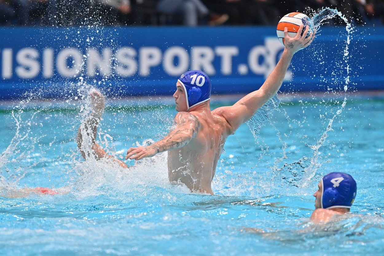 Performanță senzațională a naționalei României de polo! Tricolorii s-au calificat în sferturile de finală ale Campionatului European: când și cu cine ne luptăm pentru semifinale