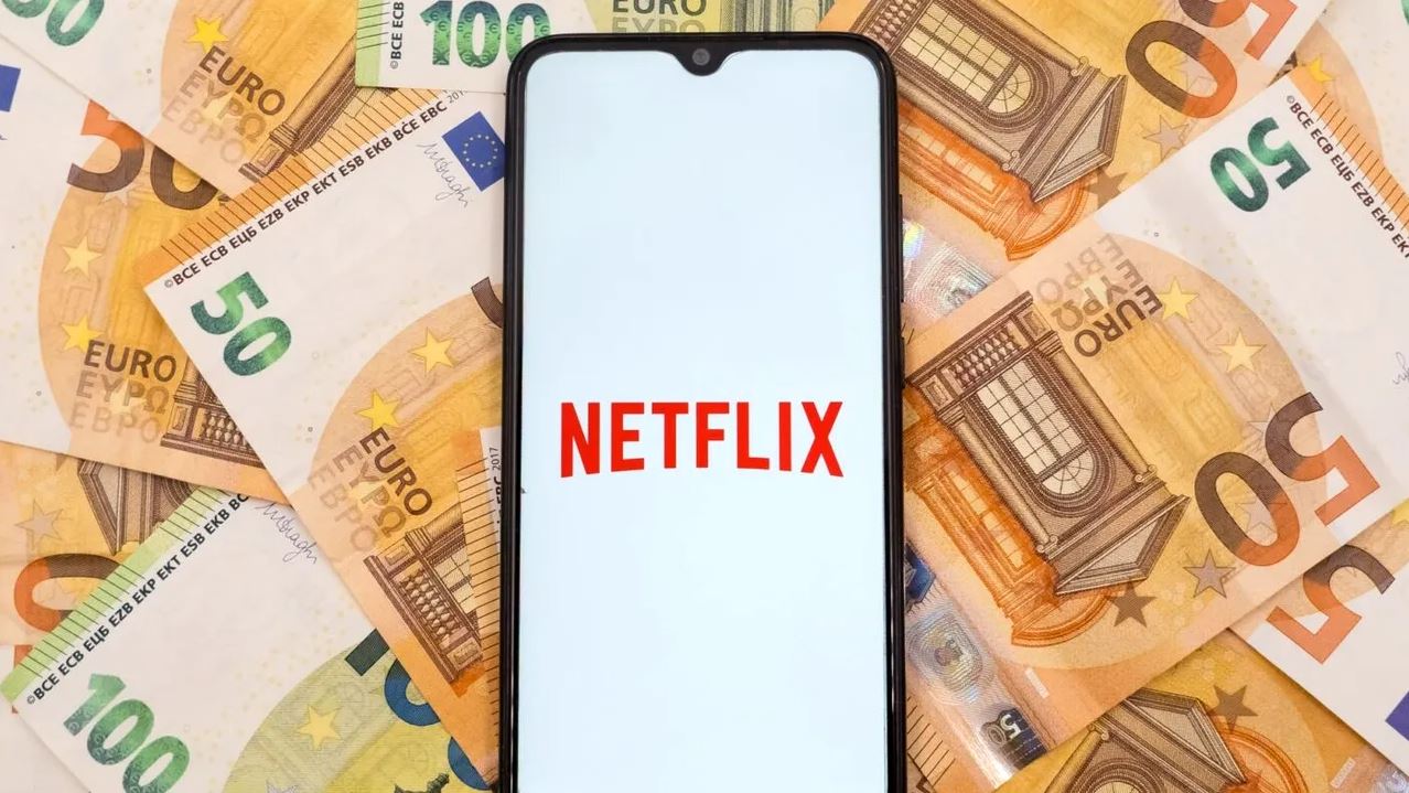 Serialul Netflix care a rupt audiențele este criticat de unul dintre protagoniștii filmului! „Asta face platforma, exagerează lucrurile”