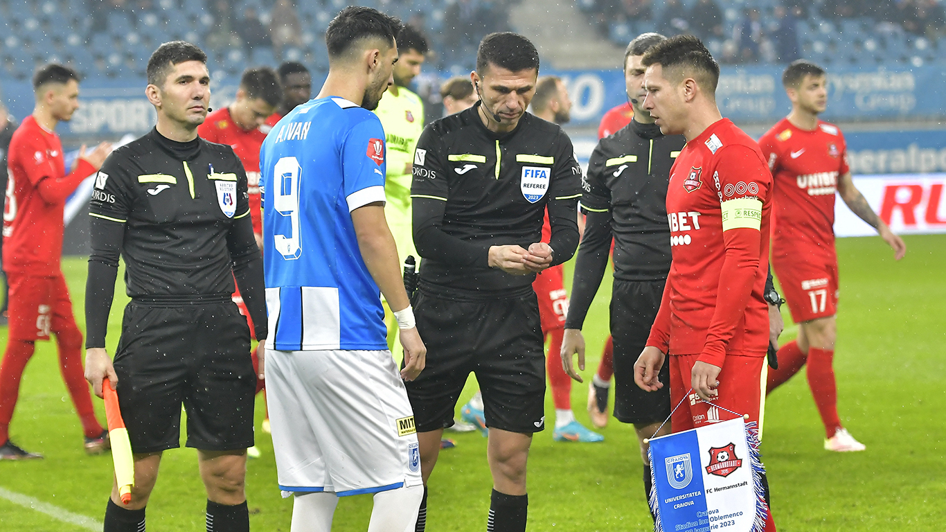 Două mutări din prima ligă într-o zi pentru CFC Argeș. Jucători de la U Craiova și FC Hermannstadt au ajuns sub comanda lui Eugen Neagoe