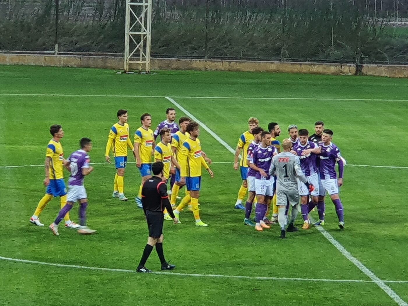 Încăierare la amicalul Rapidului cu Westerlo! Săpunaru a sărit imediat la scandal