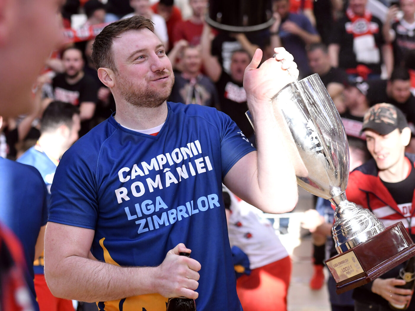 Fostul jucător al lui Dinamo i-a făcut o dublă fractură de maxilar criminalului odios de la Ciorogârla! Era în trupele speciale și i-a dat un pumn de l-a mutilat