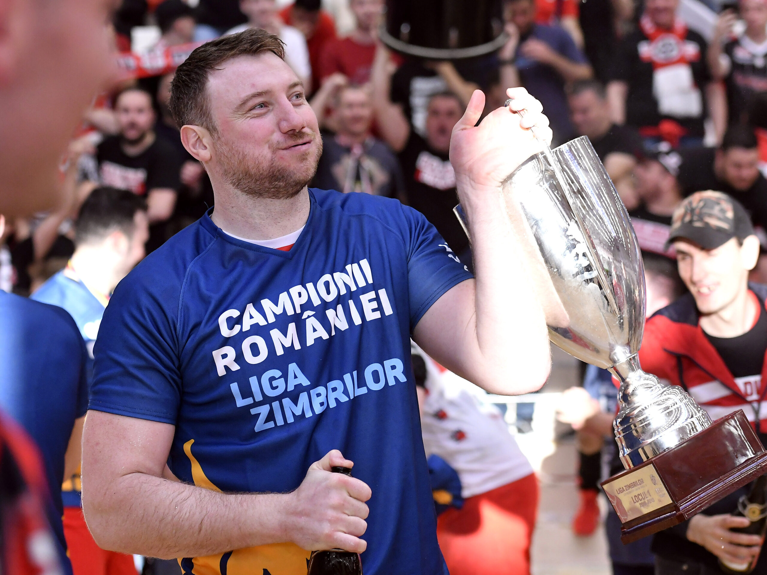 Fostul jucător al lui Dinamo i-a făcut o dublă fractură de maxilar criminalului odios de la Ciorogârla! Era în trupele speciale și i-a dat un pumn de l-a mutilat