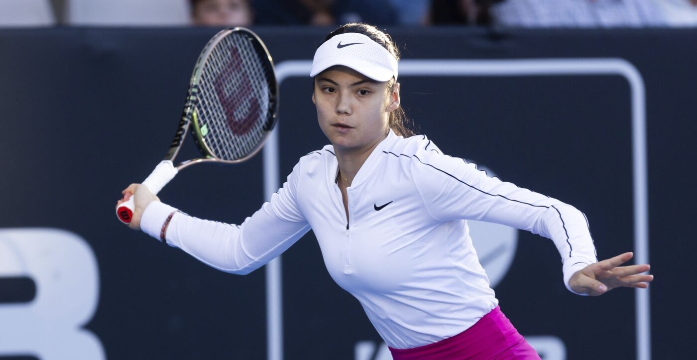 Emma Răducanu părăsește turneul de la Auckland după un meci thriller cu Elina Svitolina