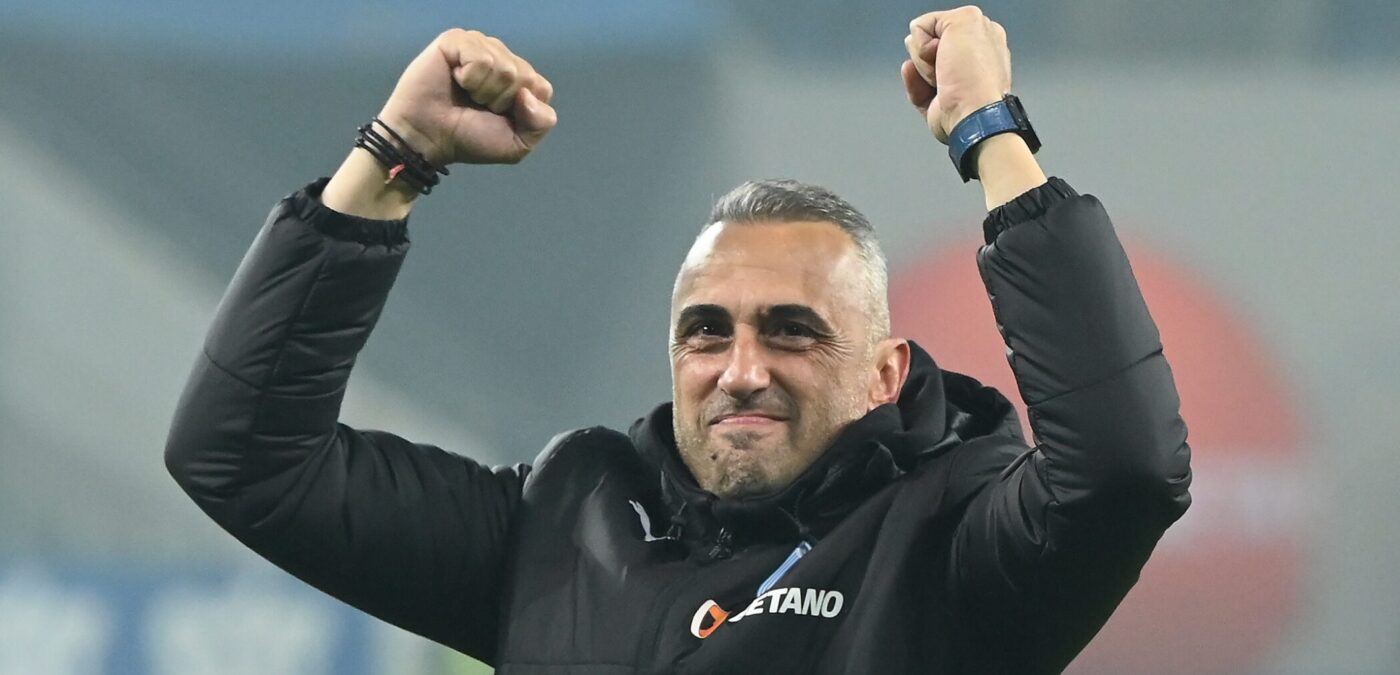 Schimbare importantă făcută de Ivaylo Petev la Universitatea Craiova pentru derby-ul cu FCSB. Surprize mari în echipa de start a oltenilor