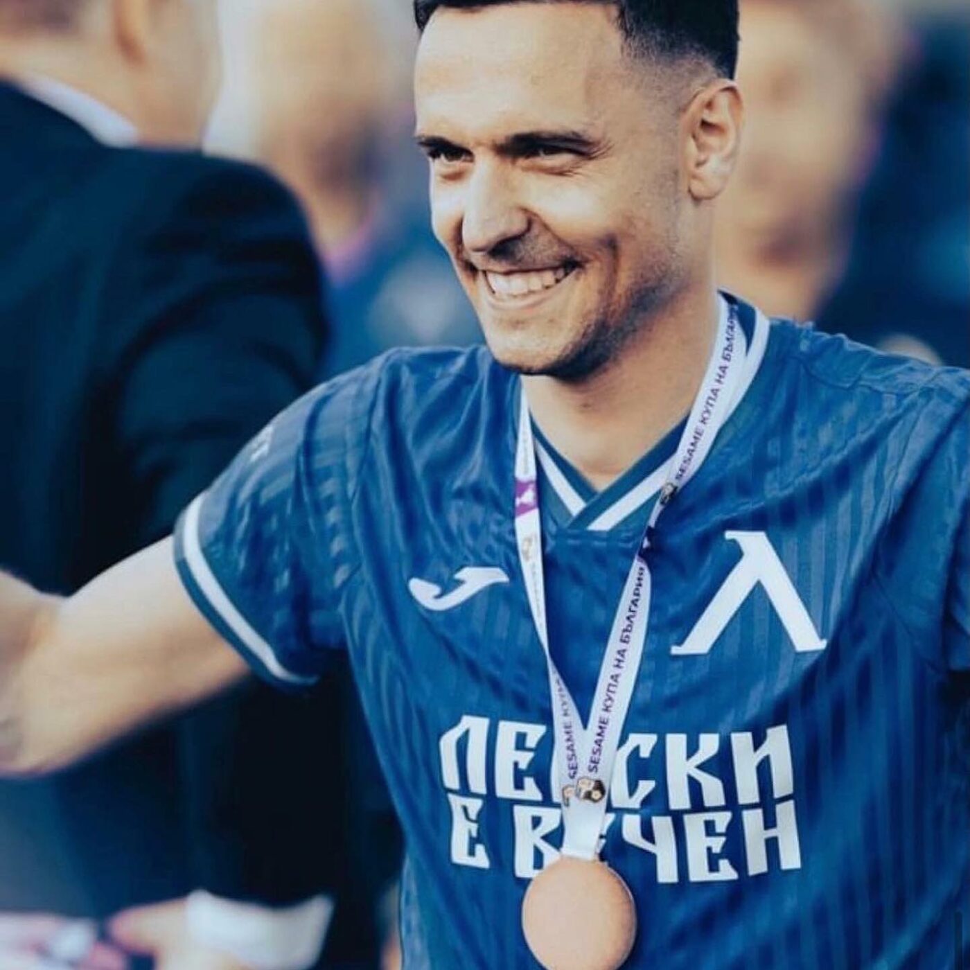 Super afacere făcută de Dinamo! Fotbalistul ajunge vineri la București. Cât câștigă jucătorul dorit insistent de Zeljko Kopic, cu trofee în trei campionate din Europa și zeci de selecții la națională? „Caracterul său l-a impresionat pe antrenor, nu a pus problema banilor!” EXCLUSIV