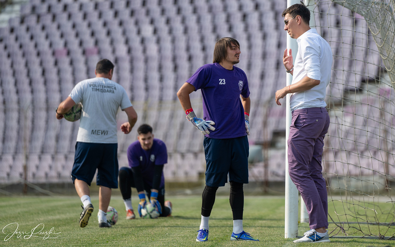 Un conducător din Liga 3, fan înfocat al clubului UTA, dorit de Costel Pantilimon la Poli Timișoara!