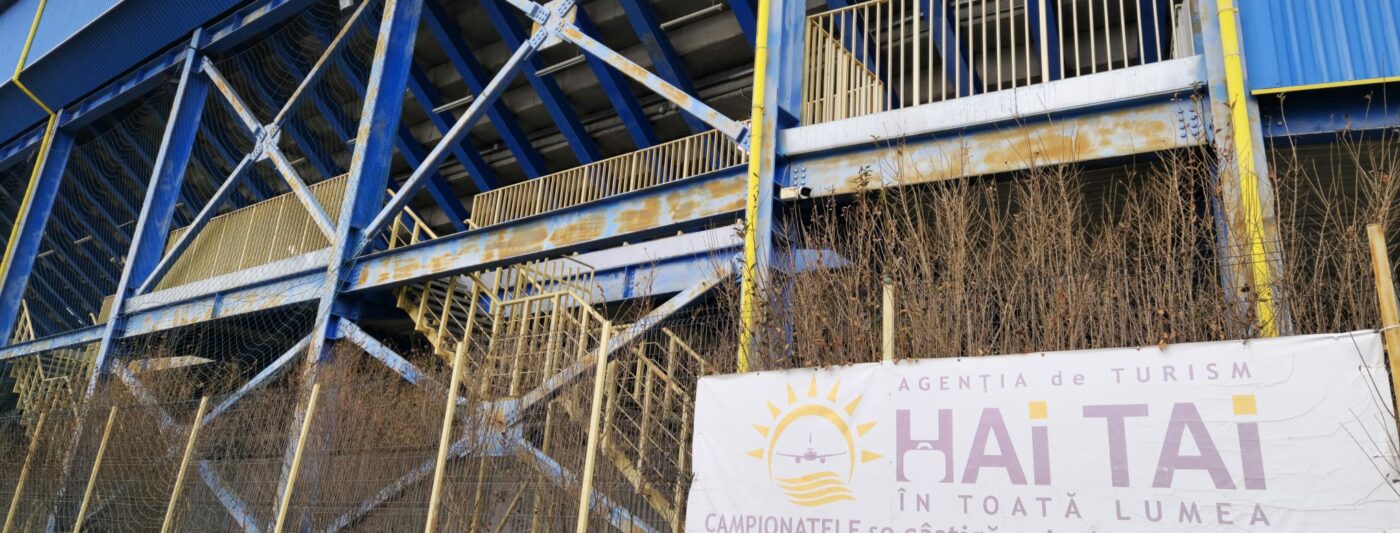 Clubul din Superliga a dat faliment. Cum a ajuns să arate stadionul echipei care juca în cupele europene. GALERIE FOTO