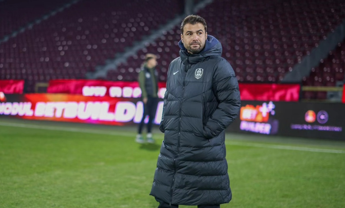 „Eu nu-l văd mare antrenor pe Adrian Mutu! A fost numit la CFR Cluj pe prietenia cu Nelu Varga!” Aptitudinile de tehnician ale „Briliantului”, contestate în direct . VIDEO