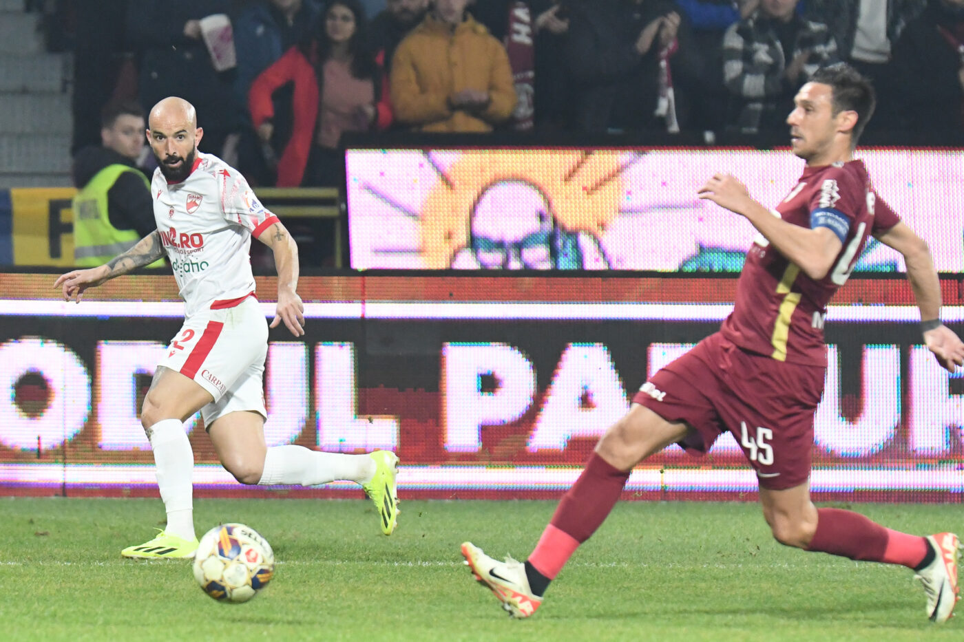 CFR Cluj – Dinamo 4-0, în etapa 27 din Superliga. Adi Mutu încheie seria bună a „câinilor” lui Kopic