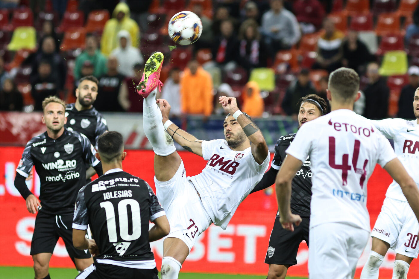 CFR Cluj – Dinamo 2-0, Live Video Online, în etapa 27 din Superliga. Ardelenii își dublează avantajul
