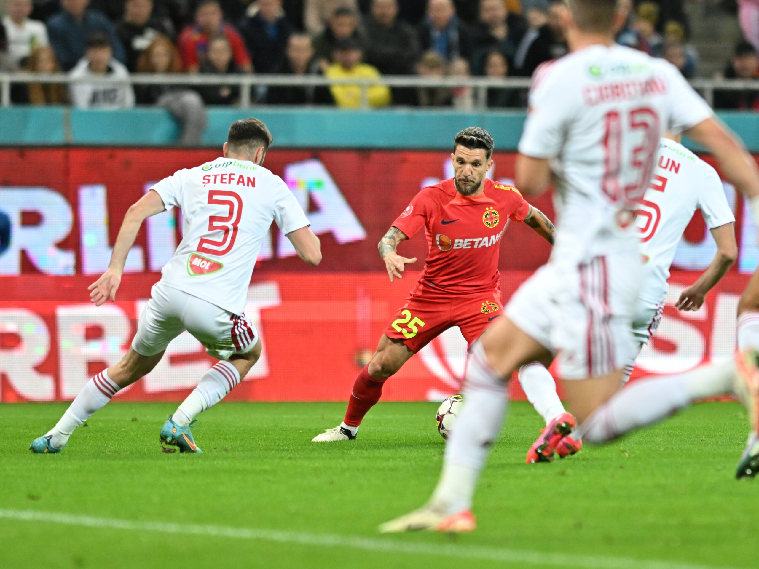 FCSB - Sepsi Sf. Gheorge, Live Video Online de la 20:45, în etapa 25 ...