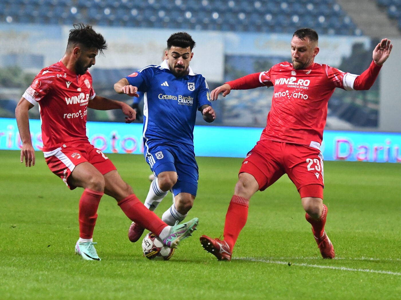 Fotbaliștii lui Dinamo nu mai au nicio speranță după 1-2 cu FC U Craiova, al treilea eșec din tot atâtea meciuri în 2024: „Iar avem așteptări? Foarte multe greșeli, ce să spunem când suntem pe ultimul loc?”