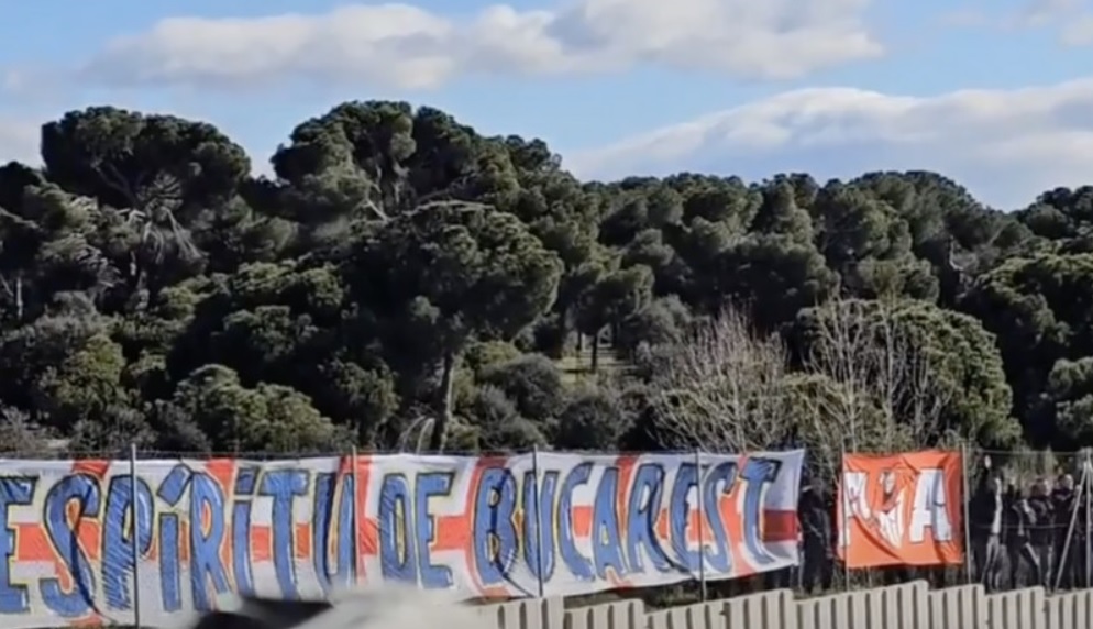 Fanii lui Atletico Madrid au pus un banner cu mesajul „Spiritul de la București”. Mulți au crezut că e pentru Horațiu Moldovan, dar ultrașii făceau referire la cu totul altceva