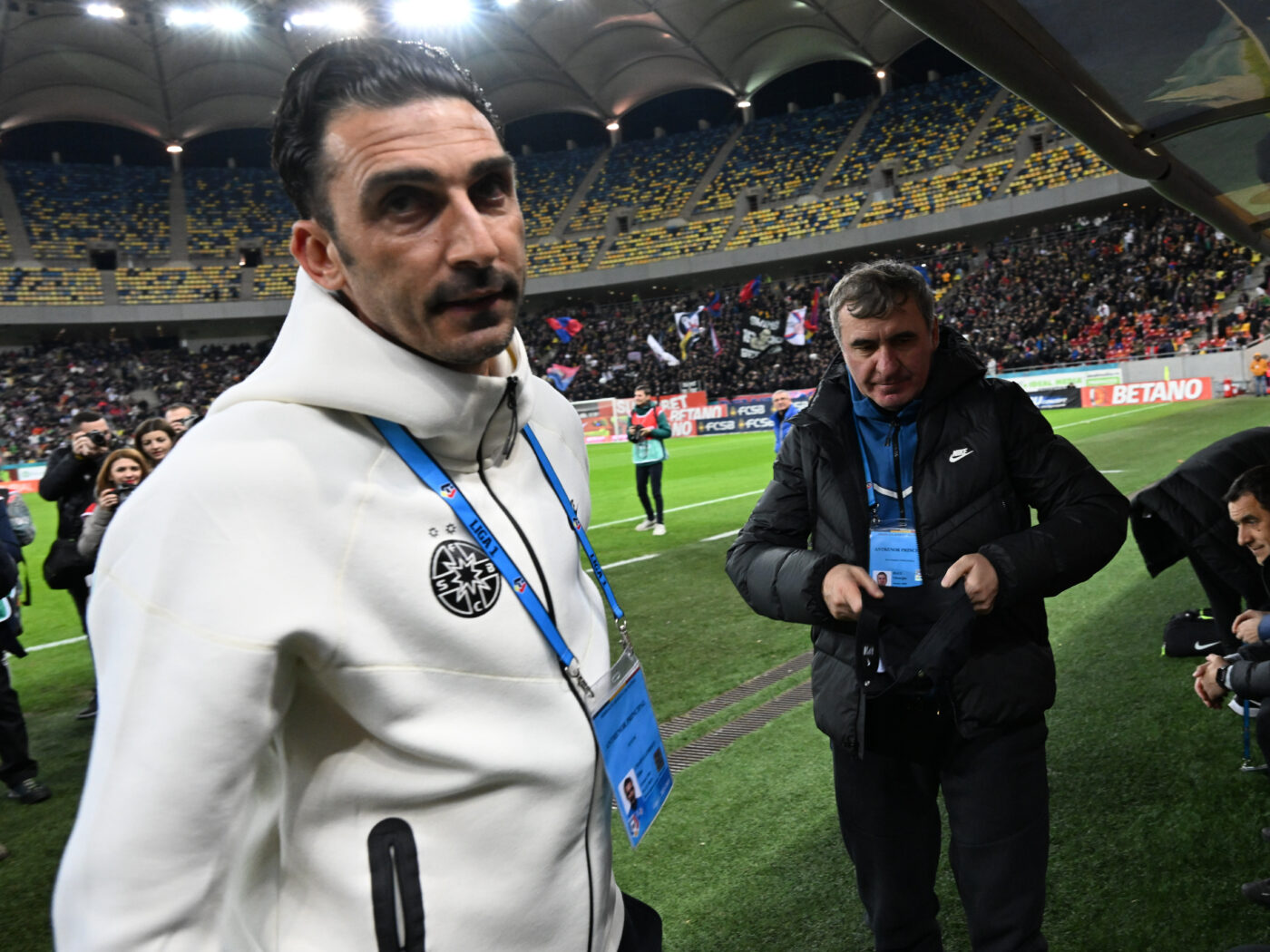Gest urât al lui Elias Charalambous față de Gică Hagi, imediat după ce s-a terminat FCSB – Farul 1-1! Ce a făcut antrenorul echipei lui Gigi Becali