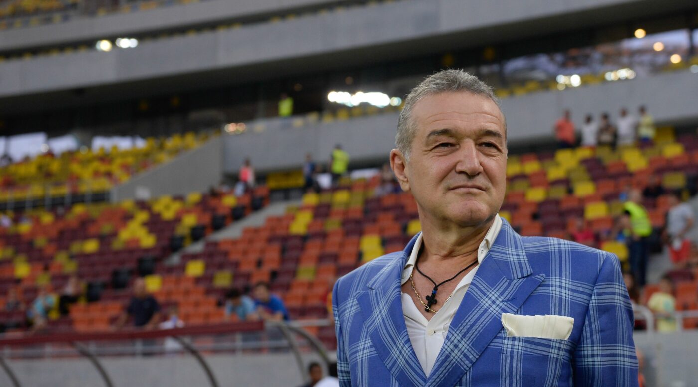 Gigi Becali a cerut să intre în direct, la TV, ca să explice el cele două faze care au viciat rezultatul în FCSB – Farul 1-1! Miliardarul a dat verdictul în ambele decizii luate de VAR şi a vorbit de geometrie în spațiu şi de o eroare nevăzută: „Face mişcarea aia”