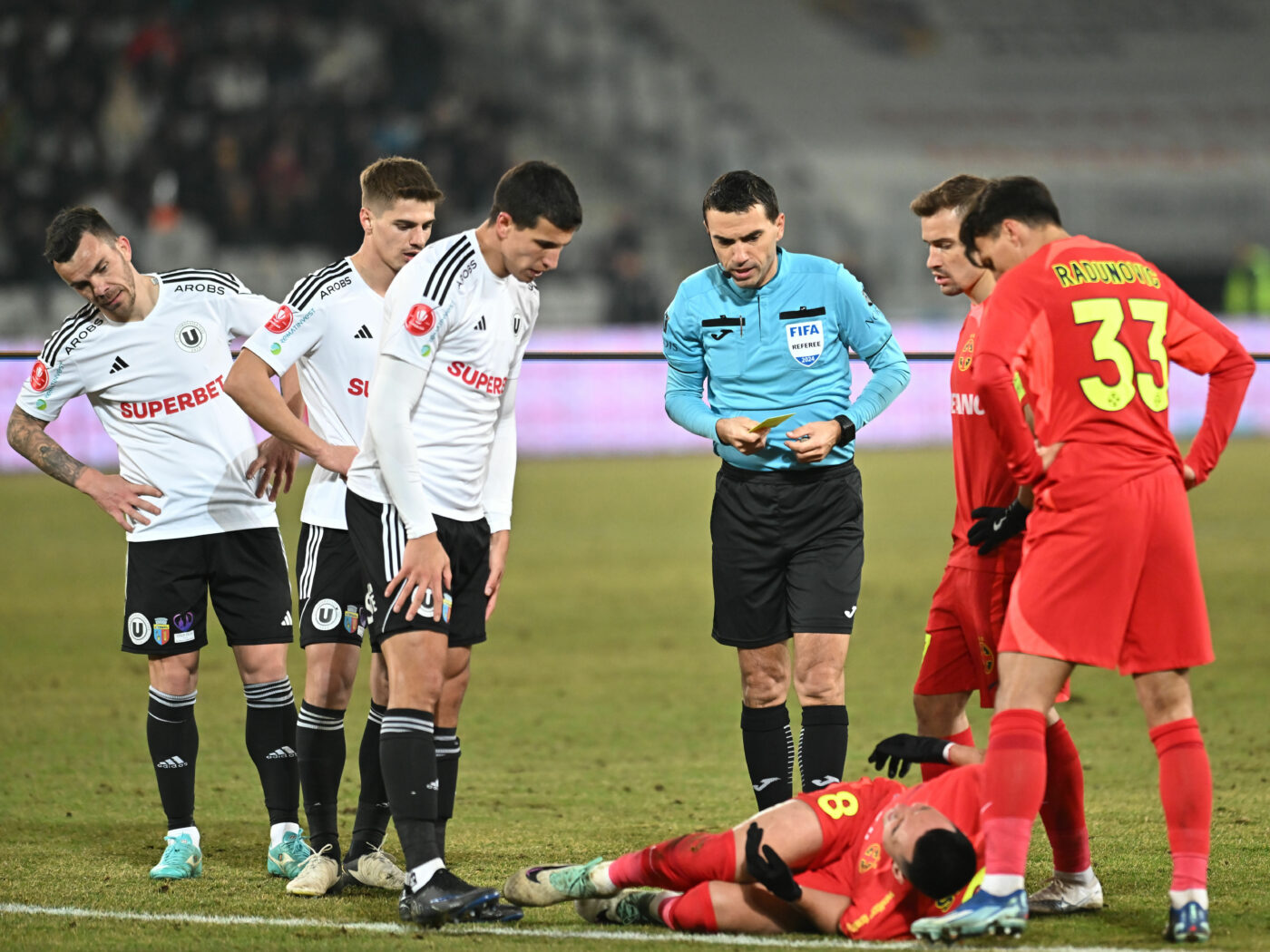 Gigi Becali știe exact cum a greșit Ovidiu Hațegan decisiv împotriva FCSB! Explicația de manual a patronului despre faza controversată din meciul cu U Cluj. VIDEO