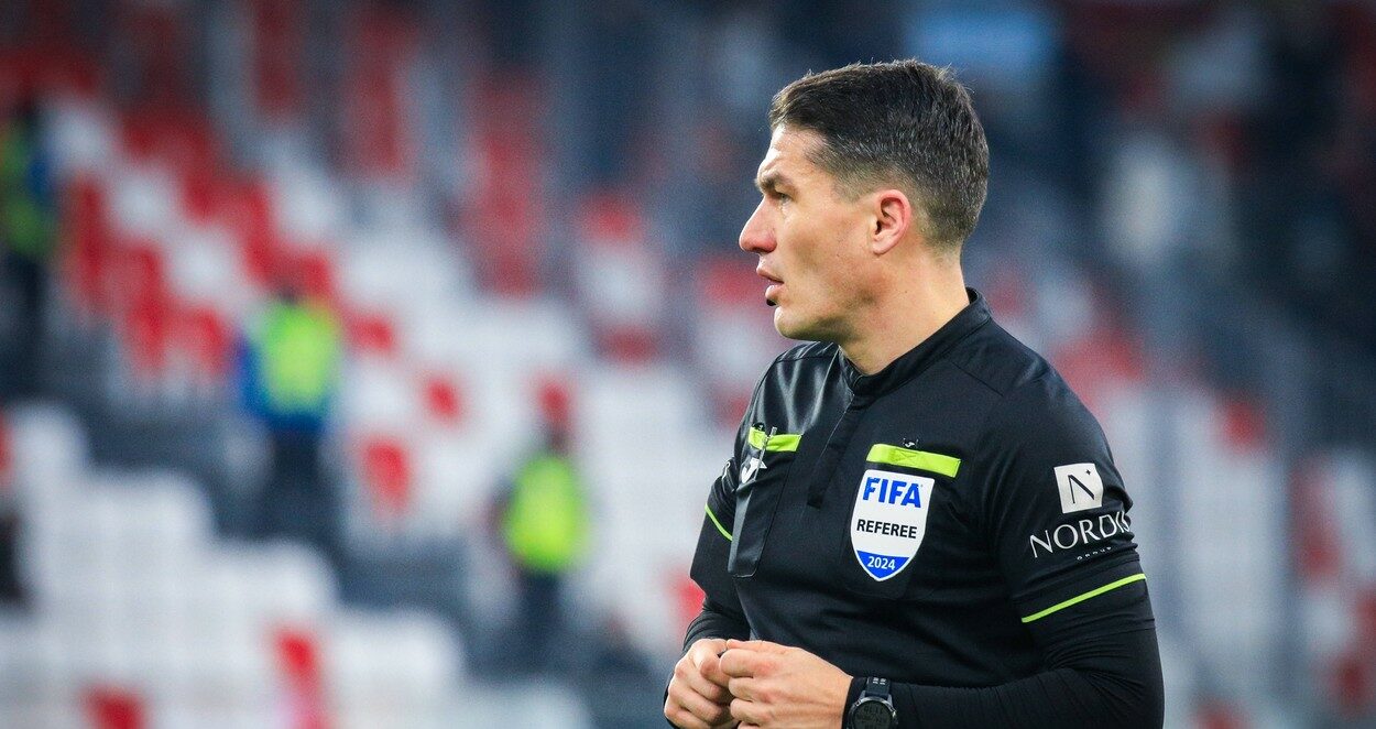 Laszlo Dioszegi acuză dur arbitrajul din Sepsi – Universitatea Craiova 1-3: „Au fost vreo 6 decizii greșite. Domnului Costreie îi este frică atunci când Kovacs este la centru”. VIDEO