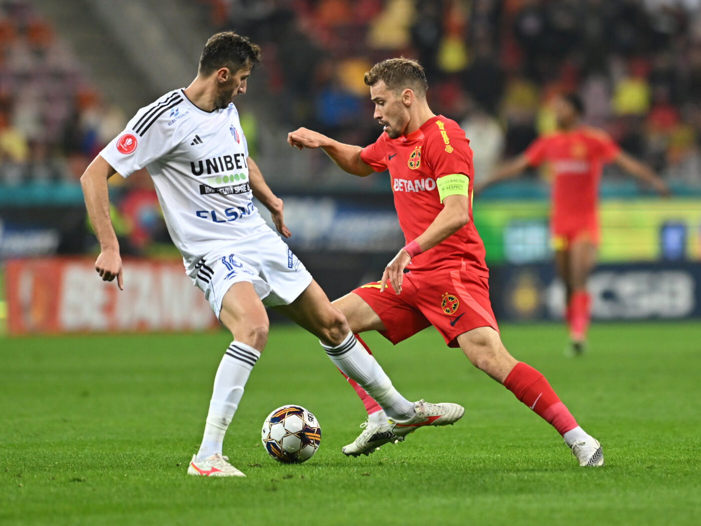 Lovituri în plin pentru FCSB și Gigi Becali! Au venit suspendările pentru Nana Antwi și Darius Olaru