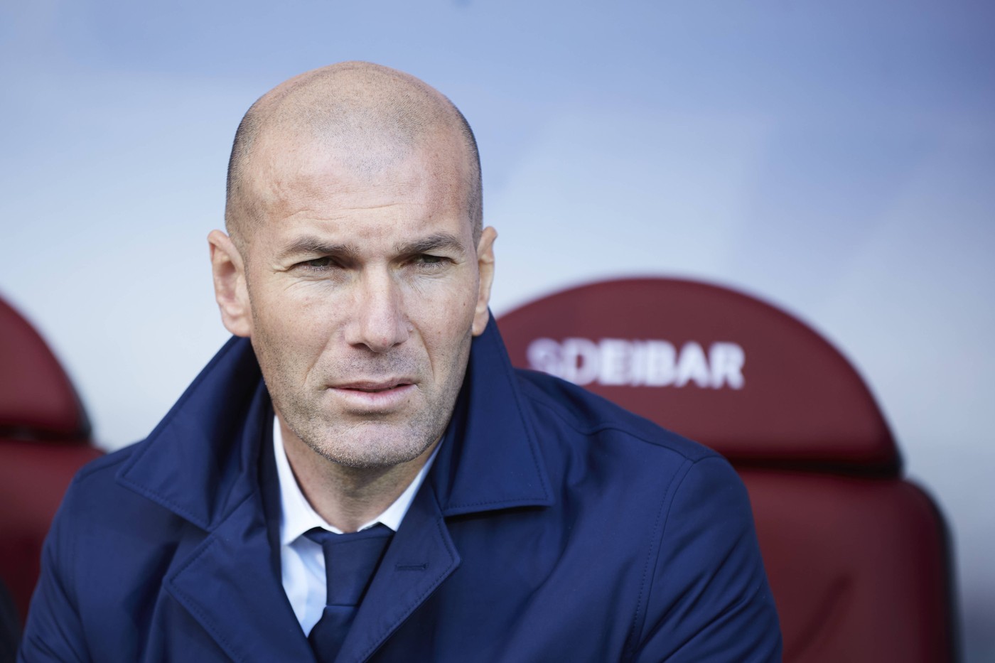 Manchester United e gata să îl îmbrace în aur și să îi facă o echipă stratosferică lui Zinedine Zidane