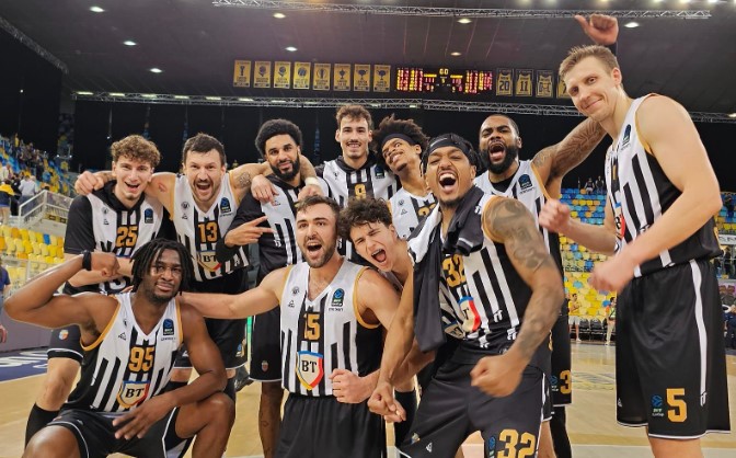 Rezultat fabulos scos de U BT Cluj Napoca în EuroCup! S-a impus pe terenul deținătoarei trofeului, Gran Canaria, după un meci dramatic