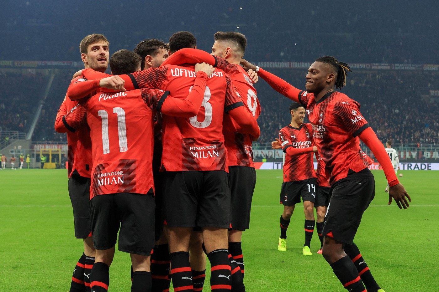 Rezultatele serii în play-off-ul Europa League și Conference League. AC Milan a spulberat-o pe Rennes, în timp ce Ajax Amsterdam a revenit incredibil de la 2-0 împotriva echipei care a eliminat-o pe Sepsi chiar înainte să intre în grupele competiției