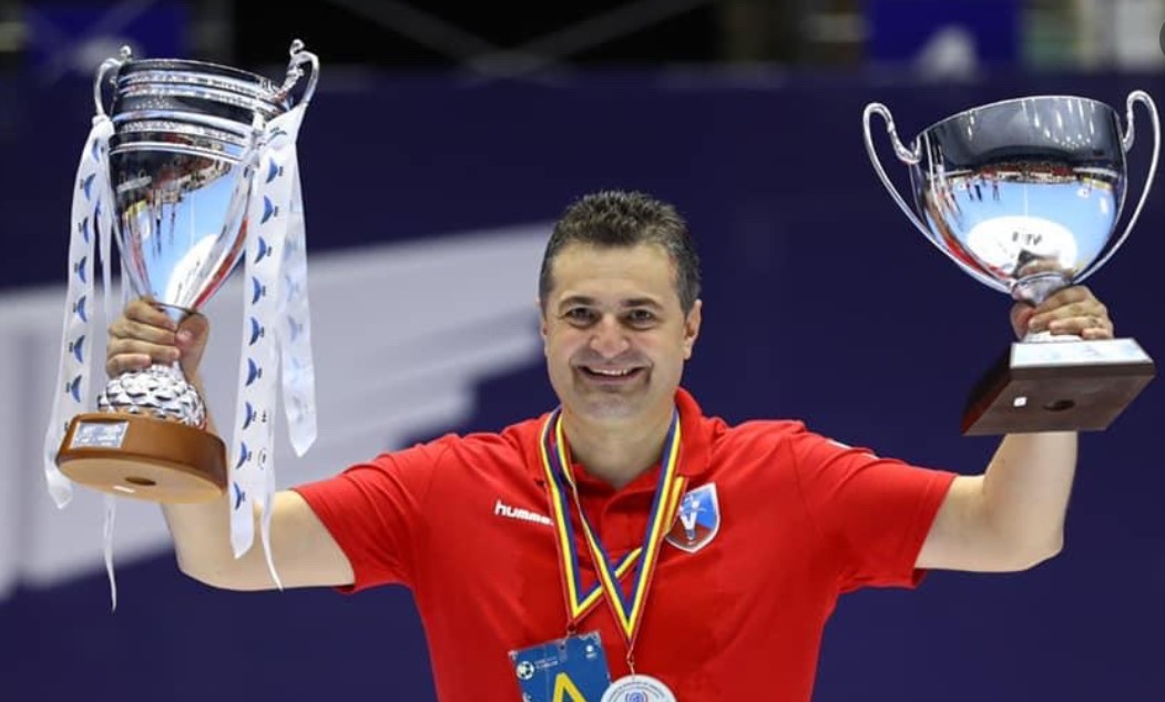 S-a stabilit cine va fi căpitanul naționalei de handbal feminin în locul Cristinei Neagu! România – Croația se joacă miercuri la Bistrița. Florentin Pera anunță modificări importante: „Începem o reconstrucţie”. VIDEO