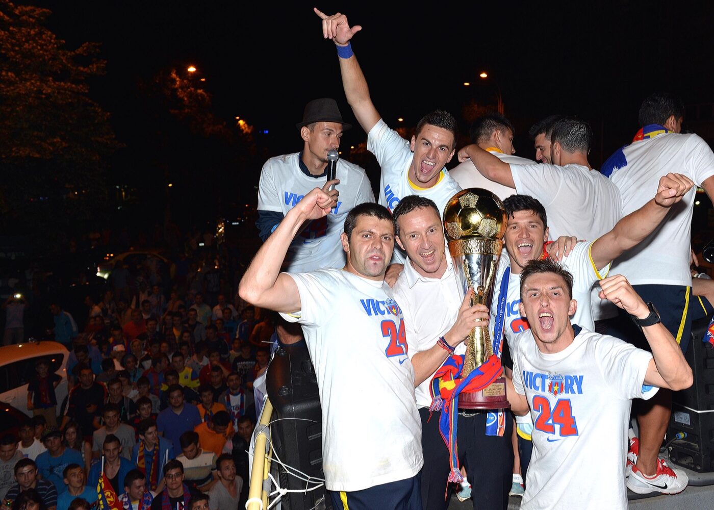 E scandal între Meme Stoica și Raul Rusescu, unul dintre „copiii” lui de la FCSB! „Nu mai există relația dintre noi”