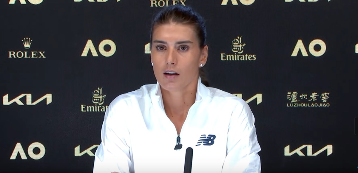 Sorana Cîrstea și-a făcut curaj la conferința de presă de la Dubai și a dezvăluit totul! De ce și-a dat afară antrenorul înaintea turneelor din zona arabă