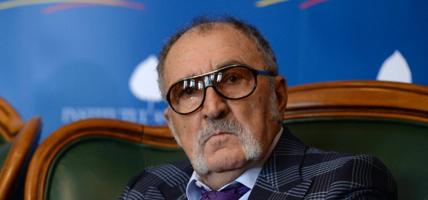 Tatăl său este miliardarul Ion Țiriac, dar el nu crede că banii sunt totul în viață. Cum a ajuns Ion Țiriac jr. să rostească propoziția: „Așa vei muri sărac!”