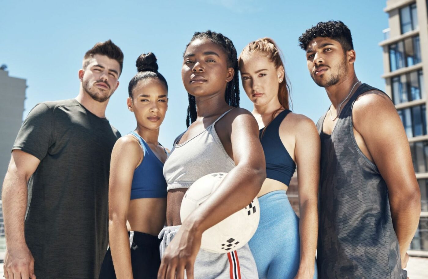 ADVERTORIAL | Brand-uri emblematice-Îmbăţişează moda sportivă, cu Nike!
