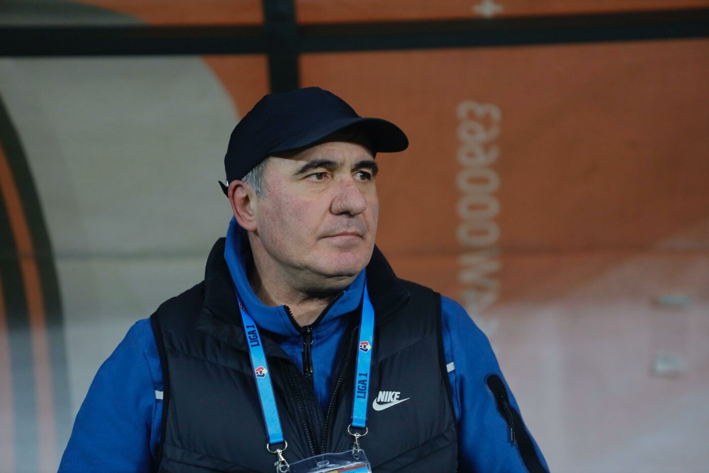 Momentul care putea schimba soarta derby-ului FCSB – Farul. De ziua lui, Gică Hagi a așteptat minute în șir decizia VAR, după ce Louis Munteanu l-a învins pe Târnovanu: cum a reacționat „Regele”