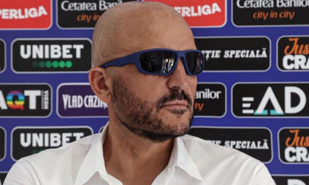Așa evită retrogradarea Adrian Mititelu! Fosta vedetă de la Craiova sare imediat în ajutor! Sfatul care îi poate salva pe olteni de la o catastrofă: „Să mă sune, e gratuit!” EXCLUSIV