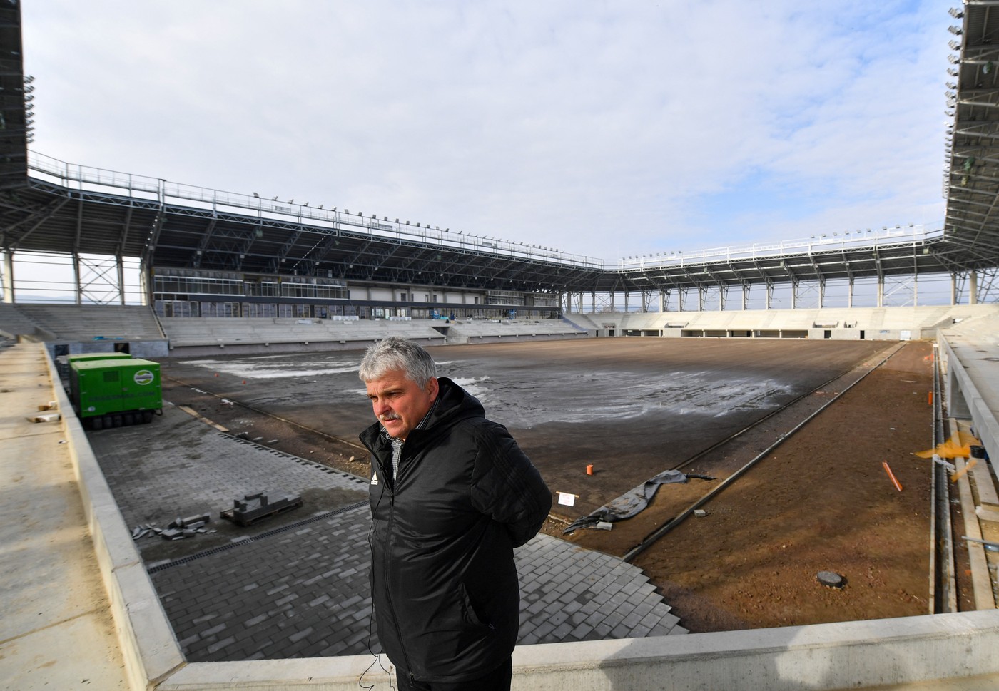 Oamenii lui Viktor Orban vor să ia antrenori români din Superliga pentru campionatul maghiar! Ce tehnician a primit două oferte de la vecini