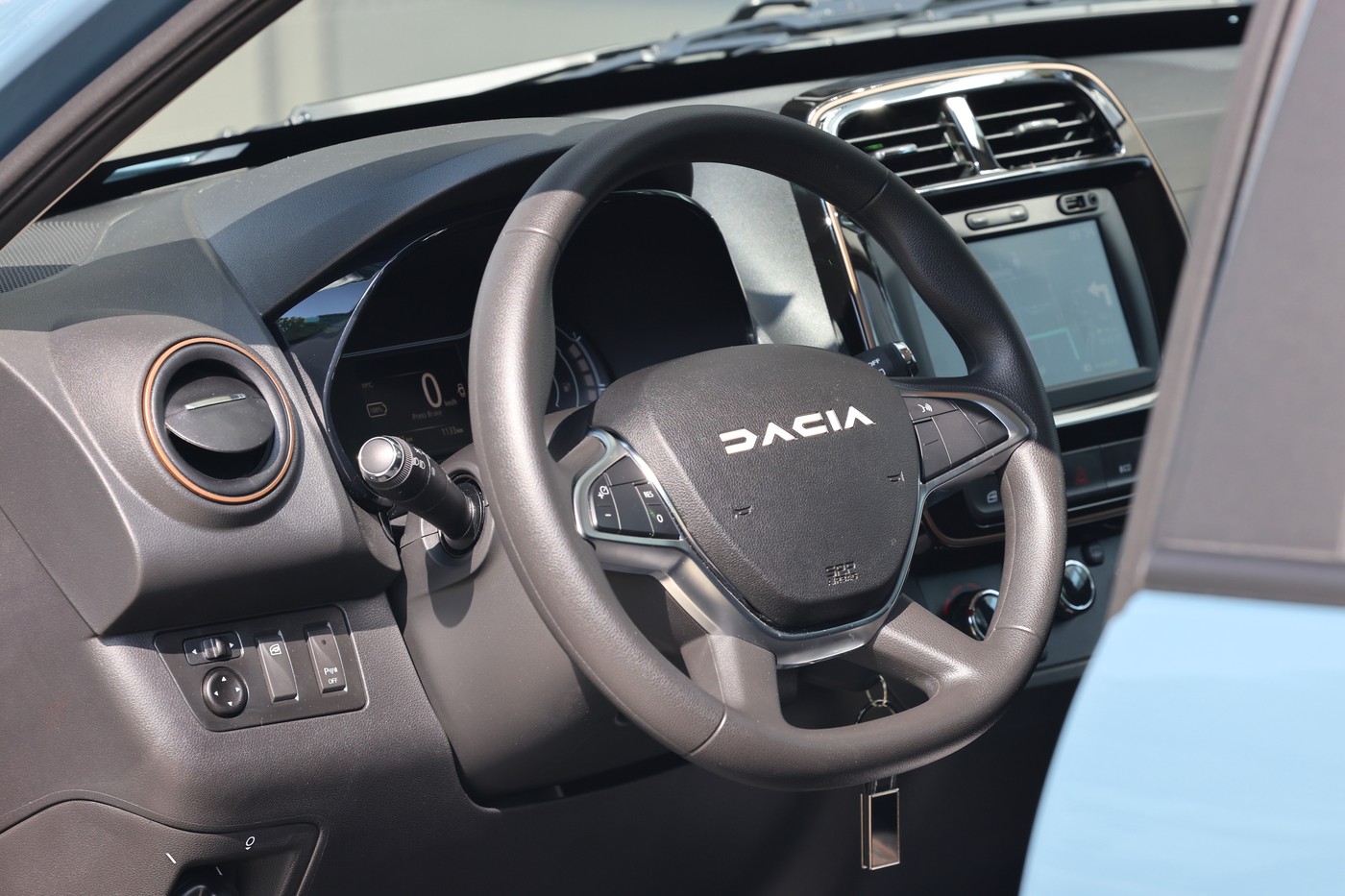 Apare o nouă mașină Dacia. Cum va arăta noul model și ce modificări îl vor transforma radical