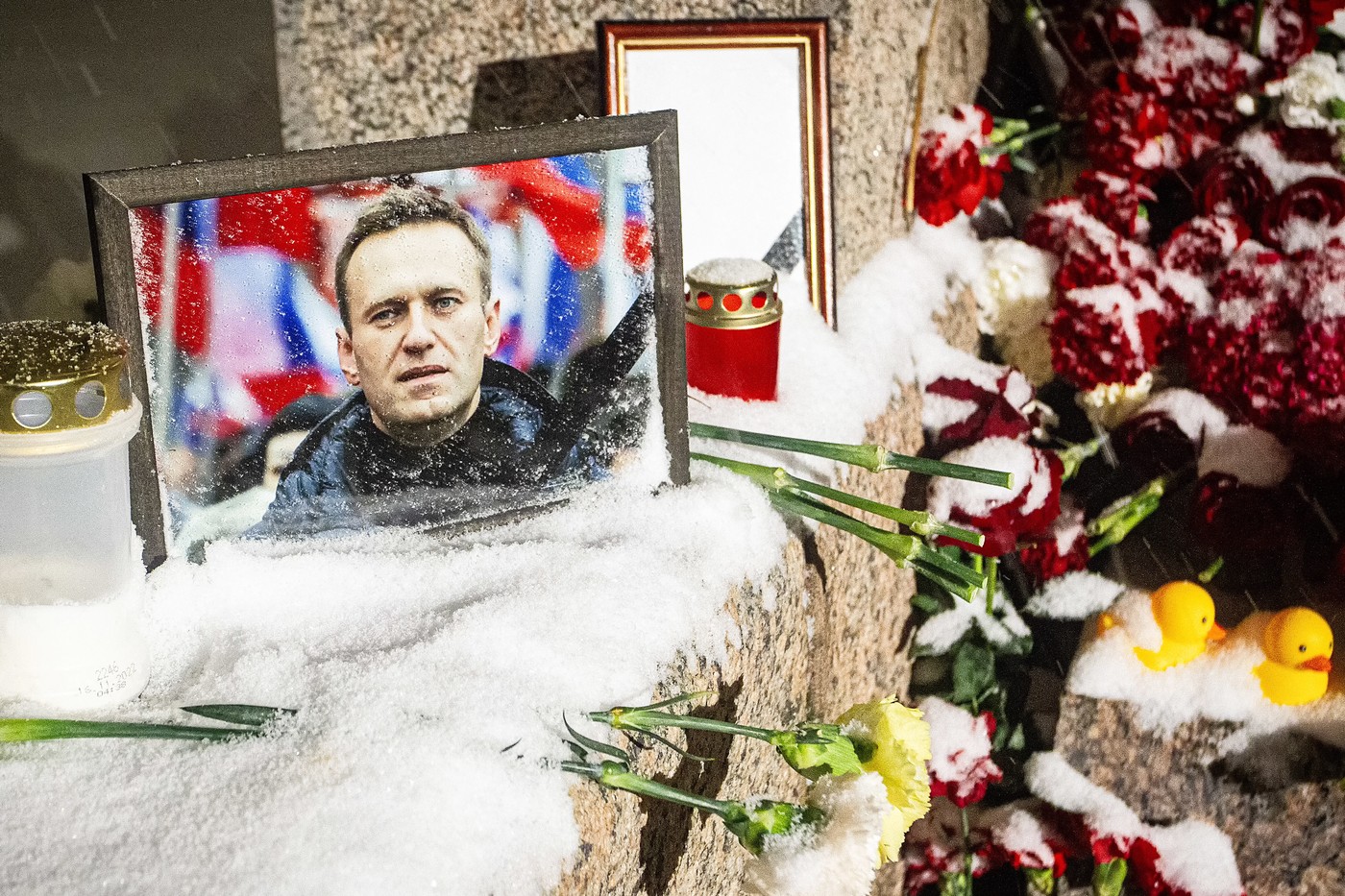 Milionarul român din fotbal îl sfidează pe Vladimir Putin pentru a cinsti memoria lui Alexei Navalnîi! „Eliminat de regimul odios”