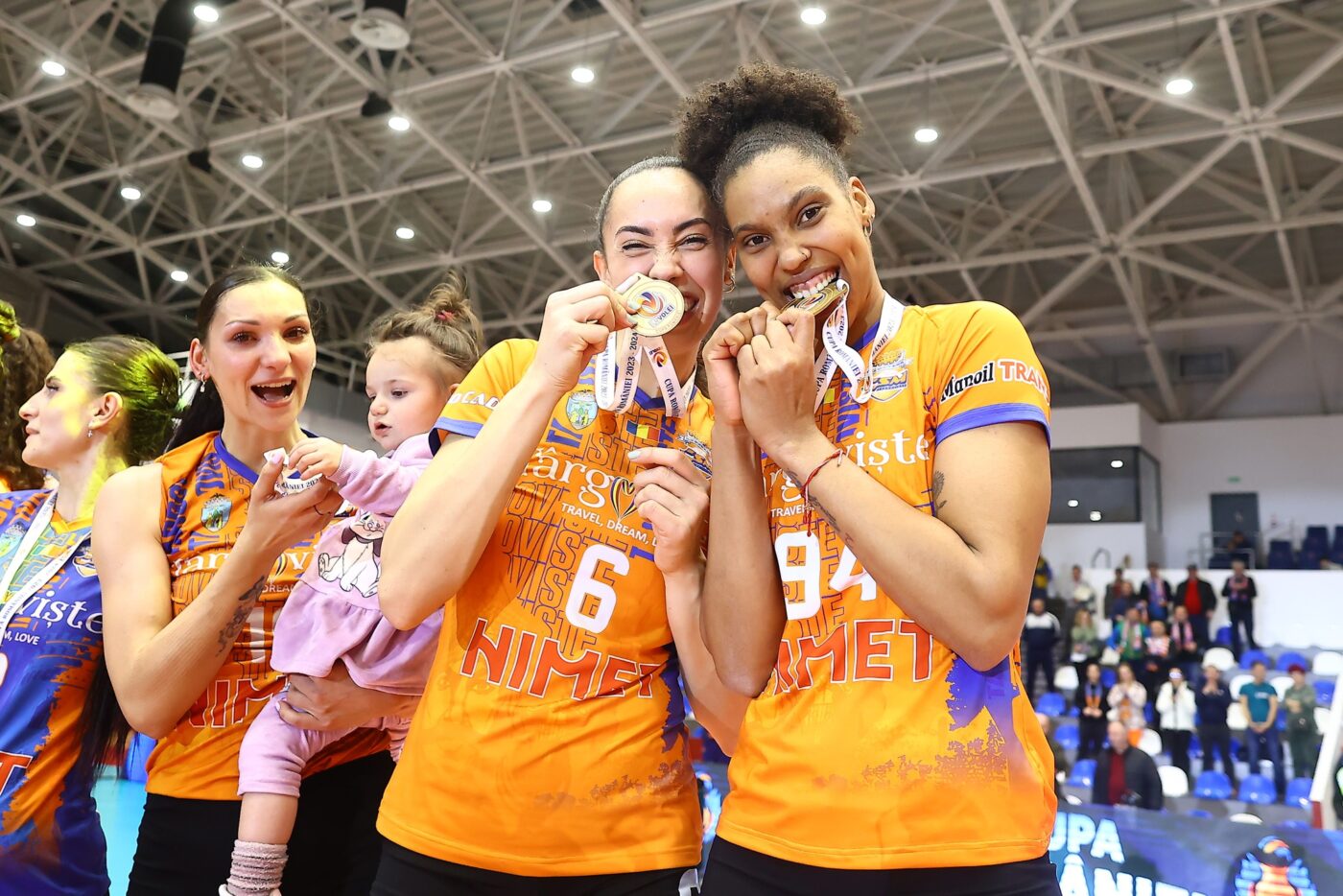Cupa României la volei feminin, câștigată de CSM Târgoviște! Finală dramatică la Mioveni, întinsă pe durata a două ore și jumătate de joc