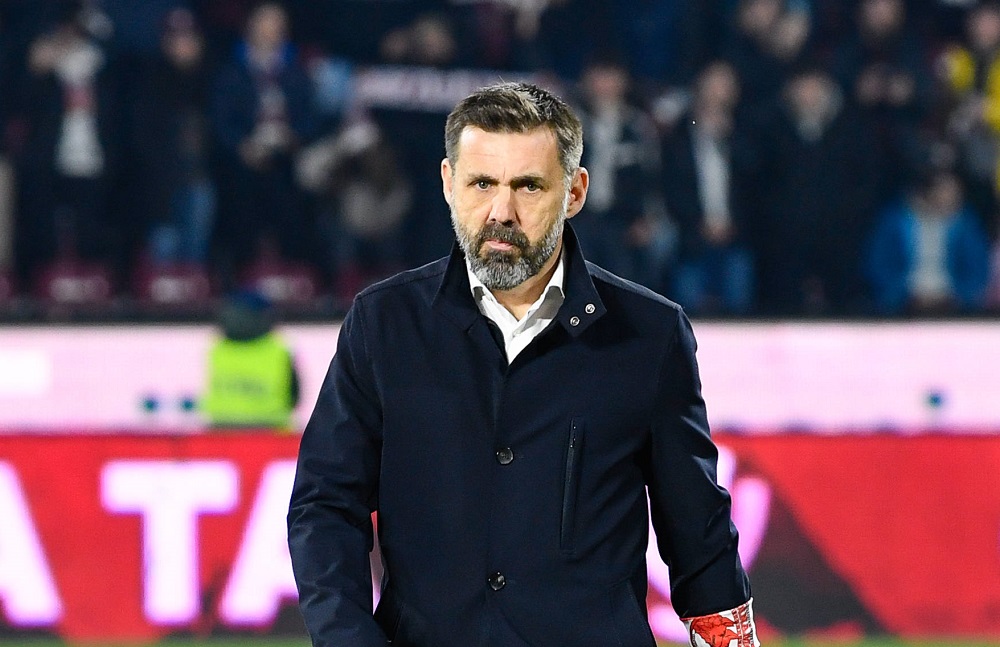 A greșit Zeljko Kopic înaintea celui mai slab joc făcut de Dinamo în mandatul său, înfrângerea de la Sibiu? Dezvăluirea unui fost fotbalist din „Ștefan cel Mare”. „Mi-au spus chiar jucătorii, a făcut antrenamente foarte dure și, la meci, toți erau foarte obosiți”. VIDEO EXCLUSIV