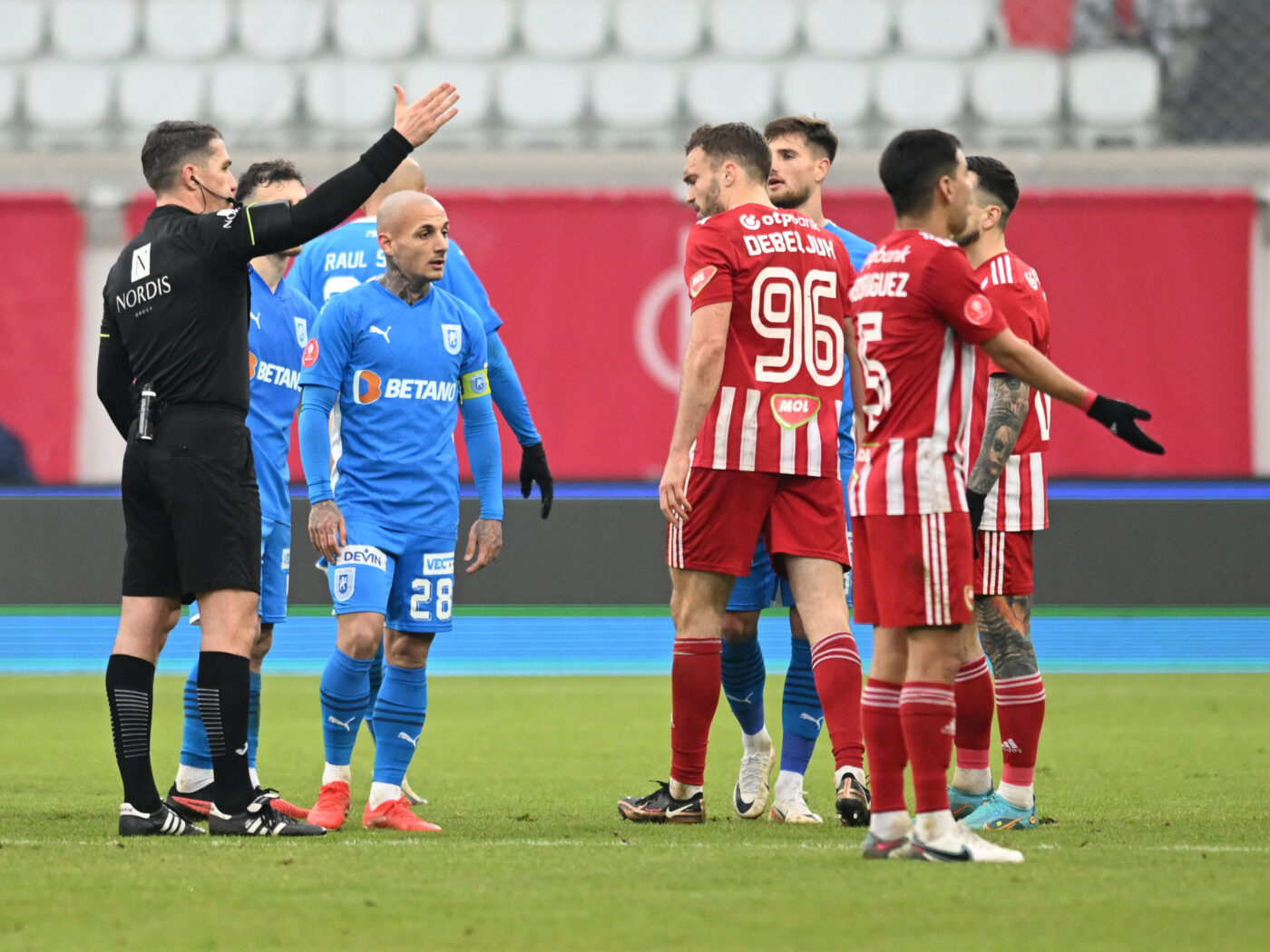 „Patru luni de suspendare pentru Istvan Kovacs!”. Cine cere o pedeapsă record pentru cel mai bun arbitru român, după o prestație execrabilă în Sepsi – Universitatea Craiova