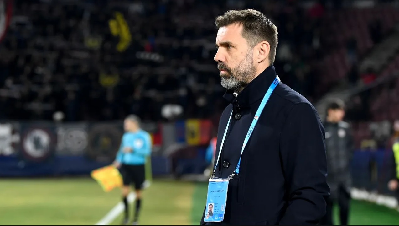 Ce nu s-a văzut la tv. Uluiala lui Zeljko Kopic din finalul meciului cu Oțelul. Detaliul de pe banca roș-albilor care ar fi putut împiedica golul lui Tănasă de la ultima fază. EXCLUSIV