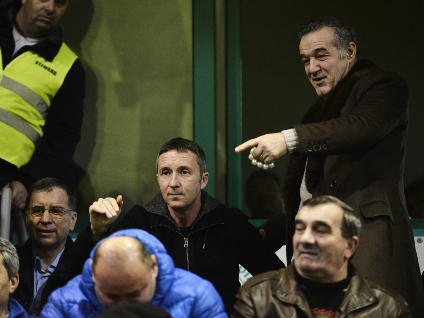 Anunțul momentului înainte de Rapid – FCSB! E scandal mare cu biletele: Meme Stoica îi acuză pe rivali că dezinformează şi dezvăluie câte bilete a primit, de fapt, galeria lui Mustață!