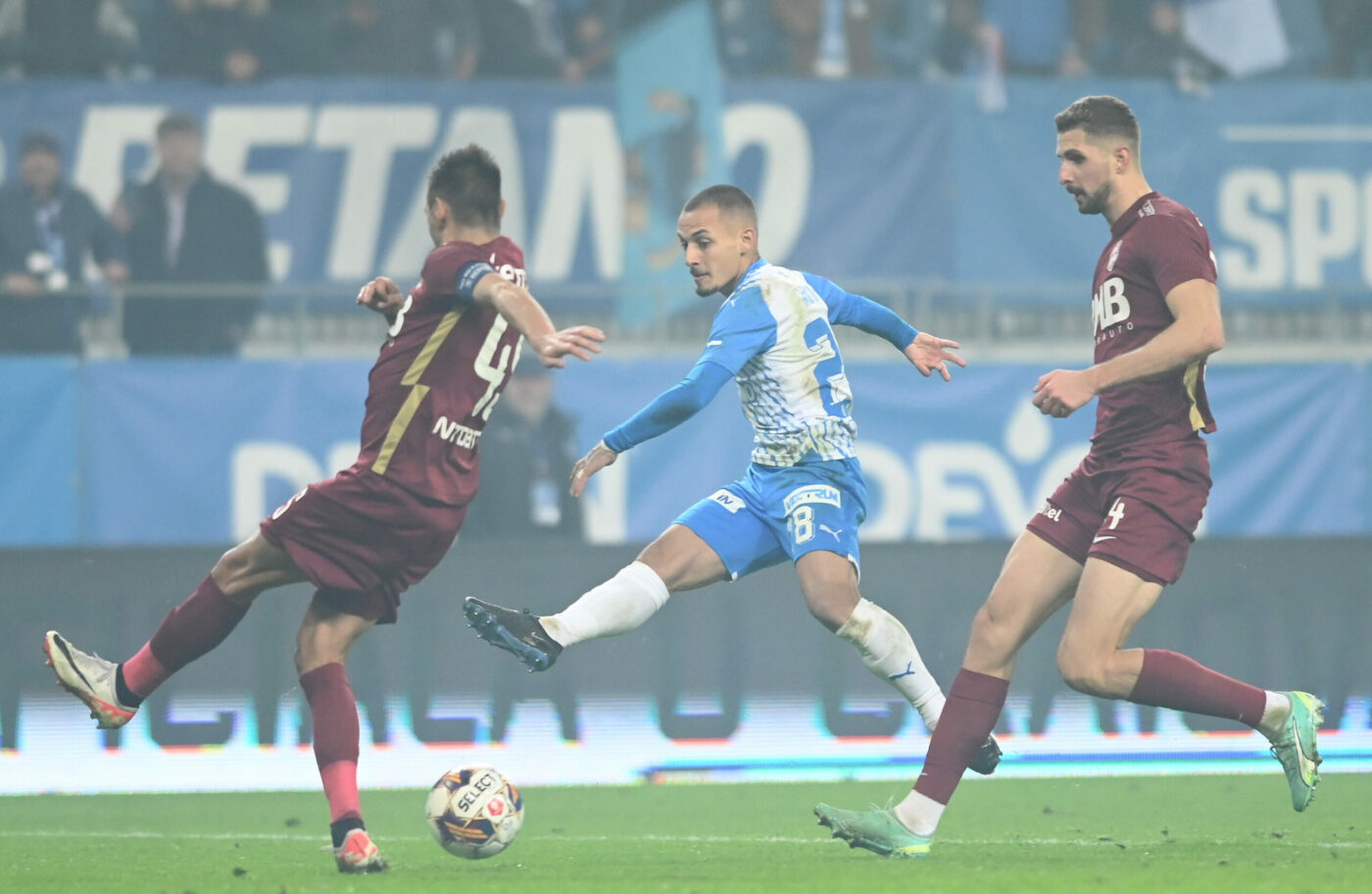 CFR Cluj – Universitatea Craiova 1-2, Live Video Online, în prima etapă a play-off-ului! Ardelenii încheie meciul în 10 oameni!