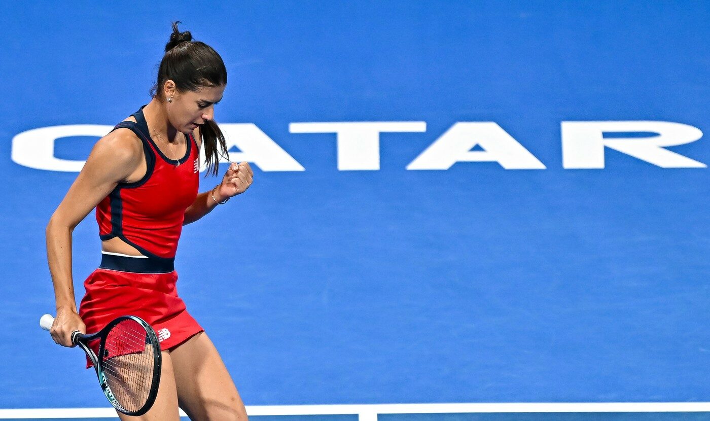 Ce făcea Sorana Cîrstea în timp ce Simona Halep, rivala ei de-o viață, juca împotriva Paulei Badosa! O imagine cât o mie de cuvinte